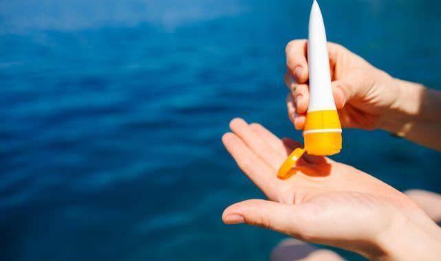 "Bizim sahte rn kullanmnda en ok korktuumuz olmamas gereken yasakl kimyasal maddeler katlrsa, ileride deri kanserine dnen rahatszlklar olabilir.