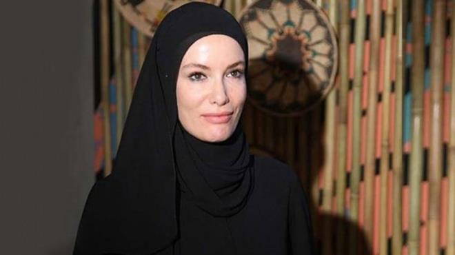 Son 6 yldr gndeme sadece yapt yardmlar ve iyiliklerle gelen zelik, bu kez ok sert uyard.