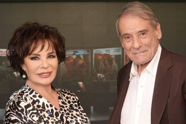 vey babas Kartal Tibet ile alakal aklamalarda bulunmutu. Gzyalarn tutamayan usta oyuncu, "lk film setine beni o gtrd. Yeri ok ayrdr" ifadelerini kulland