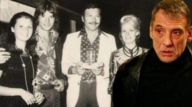 Kk yata iken anne ve babas ayrlan Canova, anneannesi tarafndan bytld. Annesi ikinci evliliini oyuncu Kartal Tibet ile yapt.