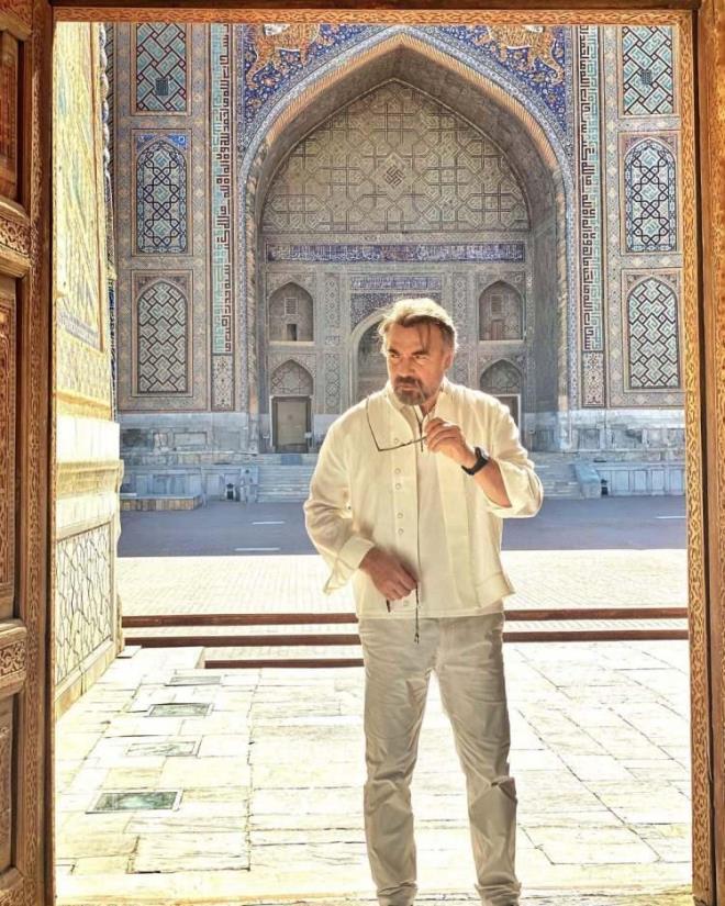 smi, Mustafa Yeilyurt'un trksnden esinlenilen dizinin oyuncu kadrosu ve arpc hikayesi imdiden ok ses getirecee benziyor.