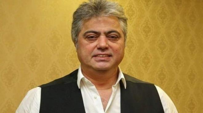 Konserde eski gnleri yad eden Cengiz Kurtolu, 'Artvin'de imalatta ii olarak altm, orada altm dnemde ben mzik almalar yapyordum. stanbul'a kaarken cebimizde otobs paras yoktu. Sa olsun dinleyicilerim imdi bulunduum yere getirdiler' dedi.