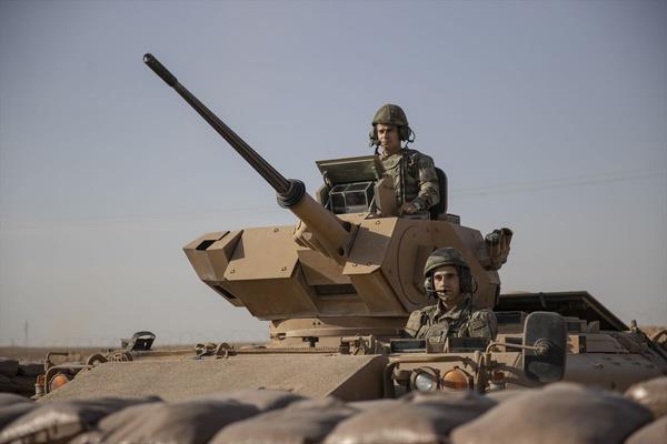 Komando Daclk ve zel Engel Parkuru, komando kolunun arazide karlaabilecei her trl engele ramen daclk teknikleriyle ilerleyebilmesini salyor.