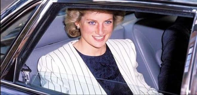 Mailliez o anlar yle anlatt: ?Enkaza doru yrdm. Kapy atm ve ieri baktm. Arata drt kii vard. kisinde hibir tepki yoktu, grne gre hayatlarn kaybetmilerdi? dedi.