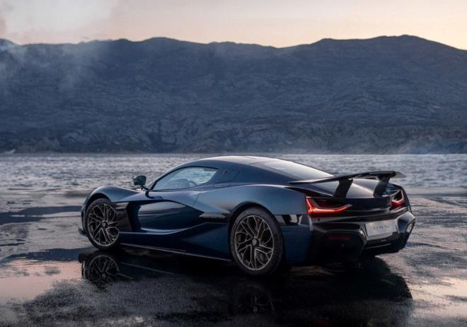 The Drive'a aklamalarda bulunan Rimac Nevera Ba Program Mhendisi Matija Renic, '0'dan 100'e 1 saniyenin alt mmkn m' sorusuna, "Eer istenirse evet, inilebilir" yantn verdi.