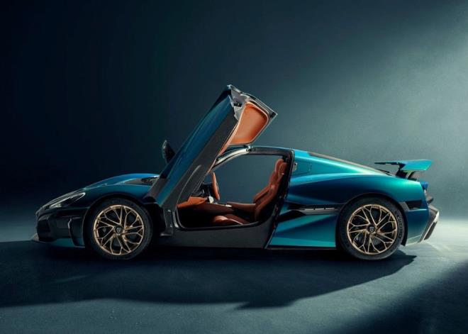 2.1 milyon dolara satlmas beklenen bu hz canavarndan yalnzca 150 adet retilecek.