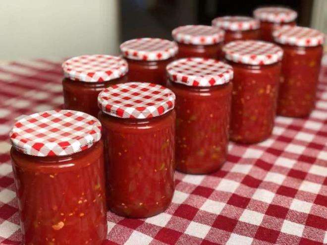 Mikrodalgada stmak hibir ekilde toksini ldrmyor. Bu nemli nk bu yanlgya dlyor. En nemlisi de kontrol etmek, kokusu ve rengi bozulmu konserveyi tketmemek."