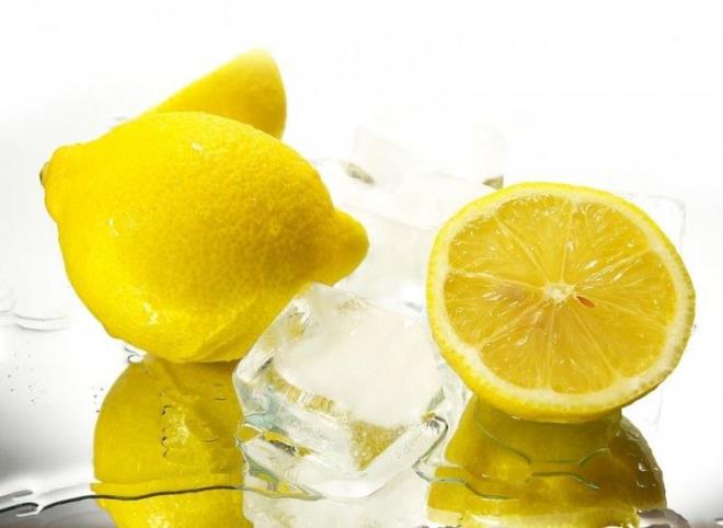 Dondurulmu limon sayesinde limonu kabuu ile birlikte hibir ekilde ziyan etmeden kullanabilirsiniz. Bu sayede limonun ierisinde bulunan tm vitaminlerden faydalanm olursunuz.