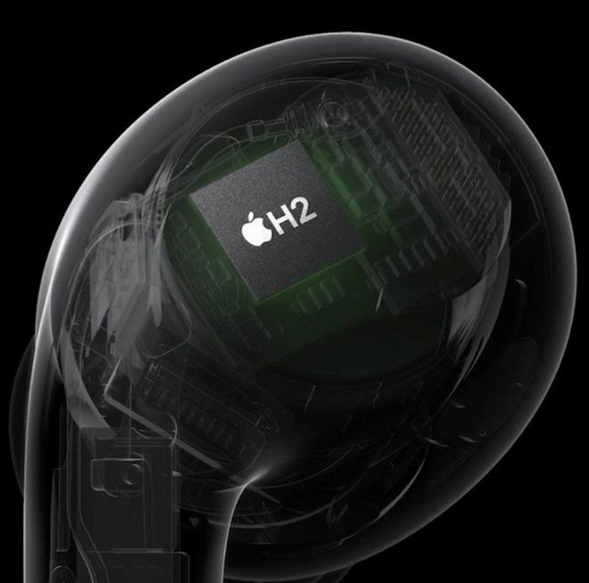 Apple'n Airpods kulaklnda kiiselletirilmi uzamsal alan zelliini kapsayan Apple'n H2 ipi kullanld.