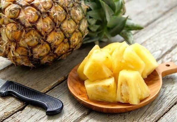 2014 ylnda Journal of Nutrition and Metabolism'de yaynlanan bir aratrma, konserve ananas tketen ocuklarn, dokuz haftalk alma sresi boyunca tketmeyen ocuklara kyasla daha az viral ve bakteriyel enfeksiyona yakaladn tespit etti.