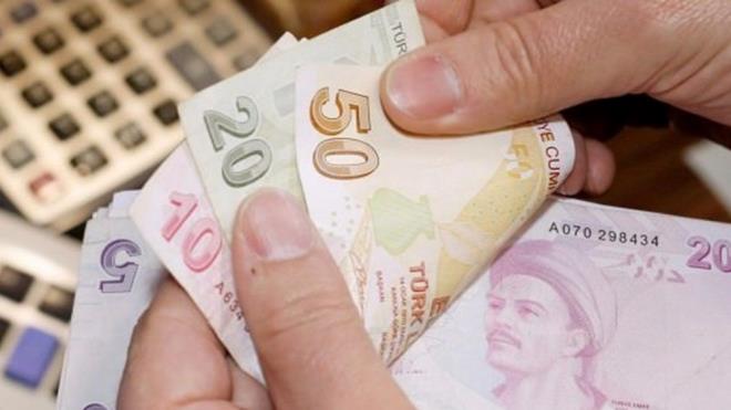 VAKIFBANK EMEKL PROMOSYONU  <br>  Bir aylk mekli maa tutar 1500 TL?ye (1500.-TL hari) kadar olanlara 3 yl iin toplam 500 TL, 1500 - 2500 TL arasnda olanlara 3 yl iin toplam 625 TL, 2500 TL ve zeri olanlara ise 3 yl iin toplam 750 TL promosyon demesi yaplacak.