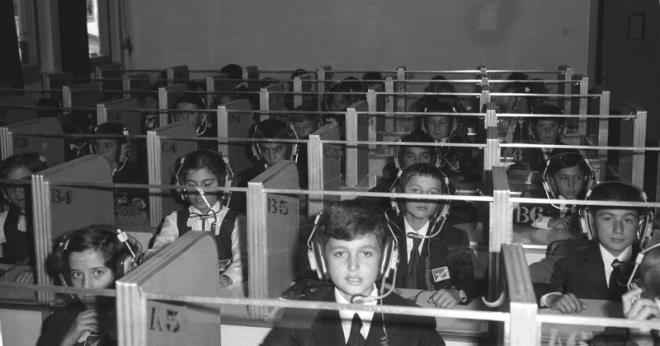 25 Eyll 1972'de ders ba yapan renciler. (Ariv)