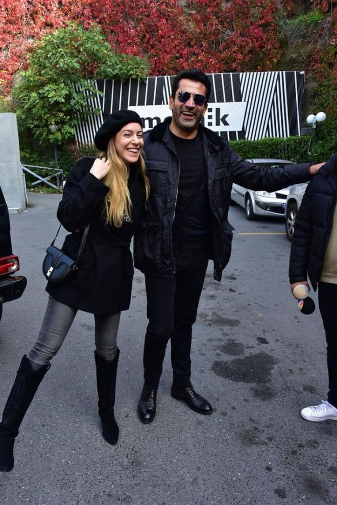 Kenan mirzalolu ile 2016 ylnda hayatn birletiren gzel oyuncu Sinem Kobal 2020 ylnda kz Lalin'i kucana almt.