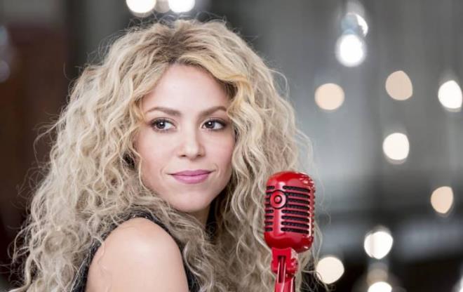 90'l� y�llara damgas�n� vuran latin pop ve latin rock furyas�n�n en �nemli isimlerinden Shakira, aldat�lma iddialar�ndan sonra bir de ka�ak��l�k su�lamalar�yla g�ndeme geldi.