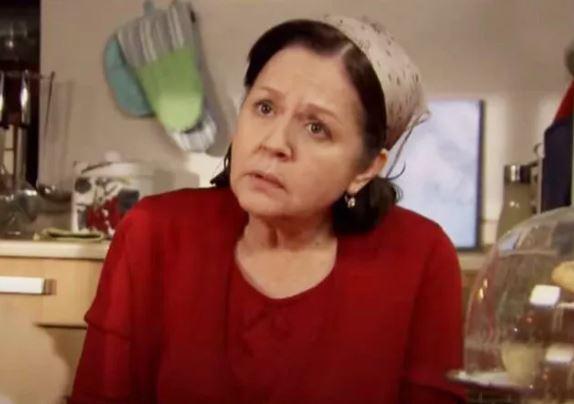 Ak- Memnu dizisinde ayeste'yi oynayan Fatma Karanfil'den bakas olmaz.