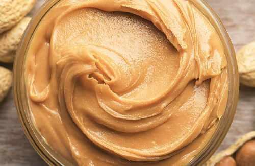 Almanya'da bulunan Bayreisches Geoinstitut'tan bilim insanlar, fstk ezmesinin ieriindeki ok yksek miktardaki karbon sayesinde elmasa dntrlebileceini kefetti.