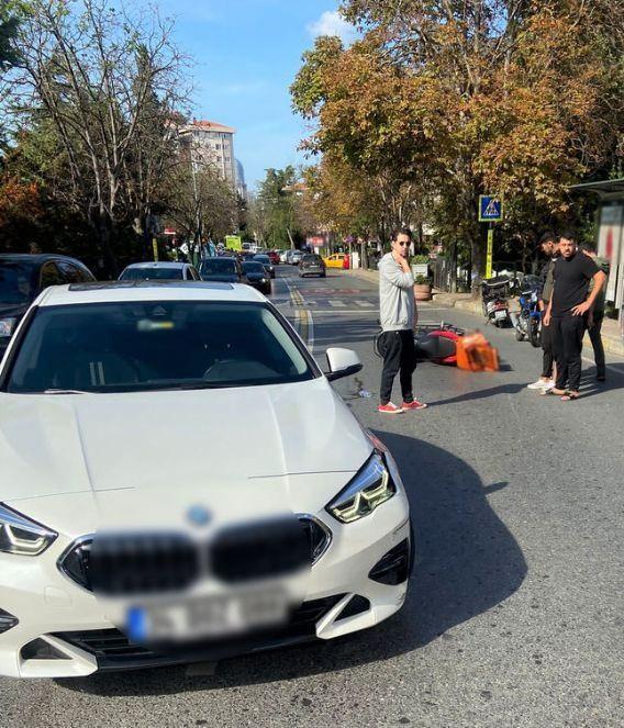 "UZLAMAK STYORUM"    Baltaliman Kemik Hastanesine gtrlen motosiklet srcs ve yanndaki kiinin bacanda krklar tespit edildi. Src arkadann yakn zamanda ameliyat olacan ifade etti. Motosiklet srcs oyuncu Cemal Hnal'dan ikayeti olduunu ve uzlamak istediini syledi.