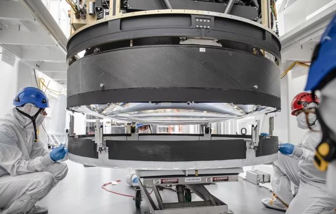 Bu durum ise Byk Sinoptik Aratrma Teleskobu?nun (LSST) insanlarn binlerce kilometre teden bir mum grmesini salayacak bir hassasiyete sahip olmas anlamna geliyor.