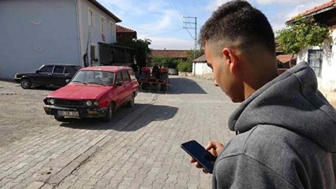 Byle ocuklar devletimiz sahip karsa daha iyi olur. Bizim parayla bir iimiz yok. nemli olan bu vatana hayrl insanlar olmas" diye konutu.