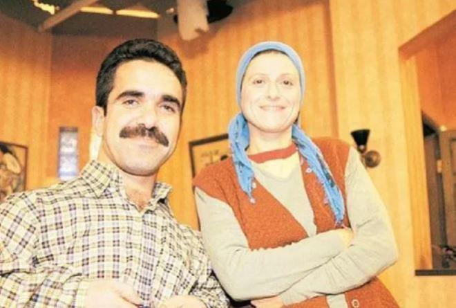 Bir sreden bu yana ekranlarda grnmeyen ve daha sakin bir hayat yaayan Alpaslan zmol, sosyal medya hesabndan takipilerine yeni fotoraflarn paylamay ihmal etmiyor. zmol'un bir fotorafnda sakallarnn hayli beyazlad grld.