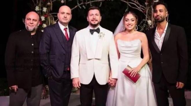 Oktay Kaynarca, Demet Akaln, Tan Ta, Berkay ve Fatih rek gibi nl isimlerin akn ettii dn de tak 3 farkl gelinlikle gz kamatrd.