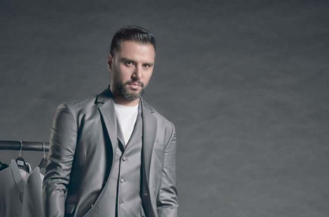 Mziyenlik kariyerinin yan sra bir dnem oyunculuk yapan, imdilerde TV sunucusu olan Alian'n serveti:  <br>  45 Milyon dolar