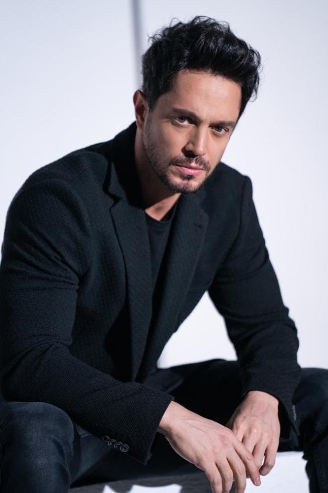 Mzisyen ve oyuncu ayn zaman Acun Ilcal'nn yapmlar arasnda olan O Ses Trkiye'nin jri koltuunda oturan Murat Boz'un serveti:  <br>  60 Milyon dolar