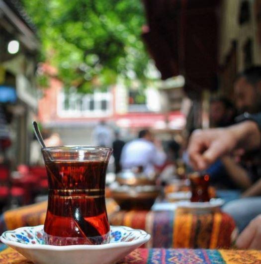 HAMLE KALMAYI ZORLATIRIYOR    ay, iinde bulundurduu kafeinden dolay gebelerin ve hamile kalmak isteyenlerin uzak durmas gereken iecektir. zellikle gebe olanlar kesinlikle bu uyarlar kulak ard etmemeli.