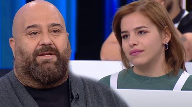 TV8 ekrannda uzun sredir yayn hayatna devam eden MasterChef yemek yarmasnda yine gergin anlar yaand. Yarmann son blmnde Somer ef yarmaclara eitli sorulan sordu. nl ef istatistiklerden bahsederek Fatmanur?a "Umrumda olan tabaklarm deil, poplerlik mi diyorsun?" diye sorarak szleriyle programa damga vurdu.