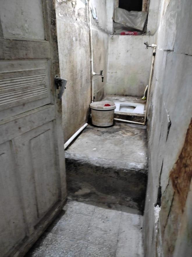 Emlak da evi internet sitesi ilan koyarak 4 bin lira kira istedi. lan sitesinde bakmsz 2+1 daireye 4 bin lira kira istenmesi sosyal medyada tepkilere neden oldu.