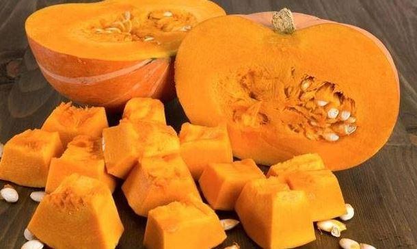 VTAMN AISINDA BR NUMARA    Sofralarmzn balkabayla tanma an Osmanl dnemine dayanmaktadr. erisinde bulundurduu "beta karoten" sayesinde doal ila olma zellii gsteriyor.