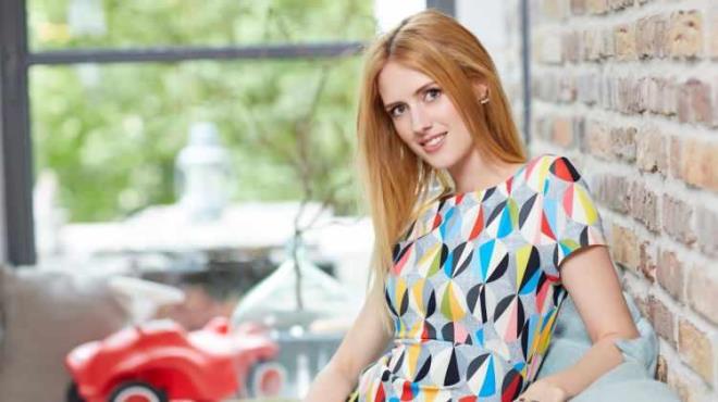 WLMA ELLES    "Arabalarla her zaman ok ilgili olmuumdur. TOGG markas ok muhteem bir tasarma sahip. Elektrikli olmas asndan evremiz iin daha faydal, ayrca mkemmel detaylar ile ikna edici bir tasarma sahip. TOGG bu zellikleri ile imdiden dnyadaki rakipleri ile yaryor. ok gurur verici bir alma. Kullanmay ok isterim."