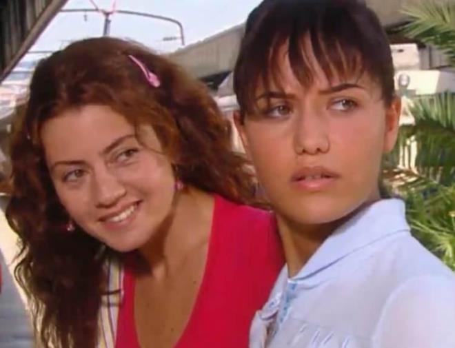 FAHRYE EVCEN    ok ilgin bir kefedilme hikayesine sahip nllerden biri de Fahriye Evcen.