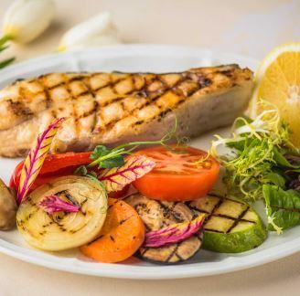 Birbirinden lezzetli olan balklar iin en popler aya girmi bulunmaktayz. Souk havalarn gelmesiyle birlikte balklarnda ya orannda deimeler meydana geldi. Bu ay daha lezzetli olan balklardan hangisinin soframz lezzetlendirecei ise aratrlyor.