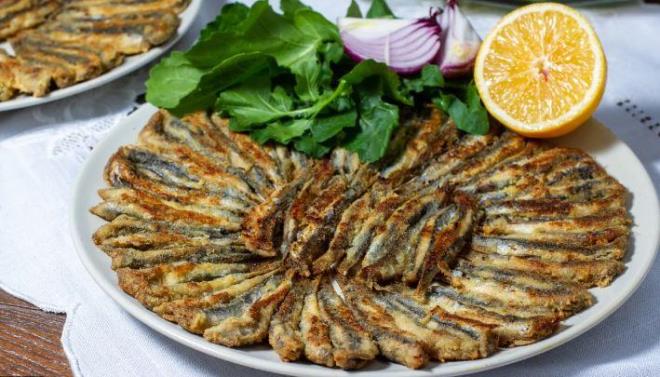 KASIM AYINDA HANG BALIK TKETLR?    Kasm aynda tezgahlarn gzbebei olan balklardan hangisinin tercih edilecei merak konusu oldu. te, Kasm aynda tketilmesi gereken lezzetli balklar...