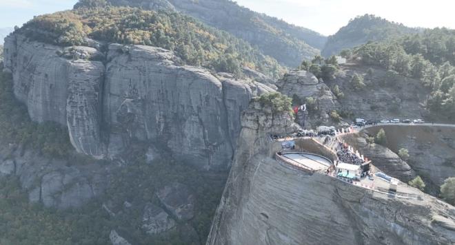 Gngr, projeye destek veren kurum ve kurululara teekkr etti.