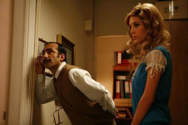 Getiimiz cuma gn sabaha kar evinde kalp krizi geirdii renilen Yldz' 2021 ylnda nikah masasna oturduu ei Ceylan Ylmaz apar topar hastaneye yetitirdi.