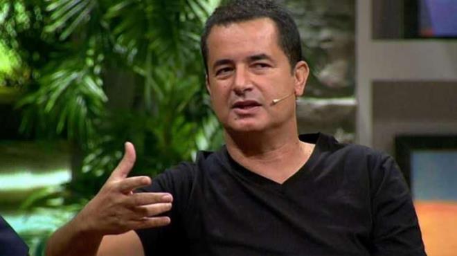 'Bu kim?' dedim. 'Hakem' dediler. Bunu da tavsiye ediyorum. Adamlar, byk takmlarn mana yabanc hakem getiriyorlar. Bunu acil tavsiye ediyorum. Elimden geldiince de dile getireceim. Ben Fenerbaheliyim. Fenerbahe haksz gol atyorsa, ar rahatsz olurum. Ben hibir takmn hakk yenmesin istiyorum? eklinde konutu.