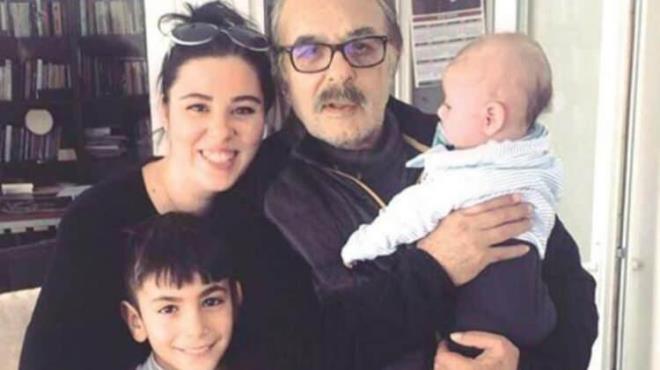 FERD TAYFUR'UN SON HAL MERAK EDLD  <br>  Uzun aradan sonra nl isim tekrar ortaya kt. 76 yandaki sanatnn menajeri irin Gzalc sosyal medya hesabnda sanatyla olan fotorafn ?Can cana, yana yana? notuyla paylat. te o paylam...