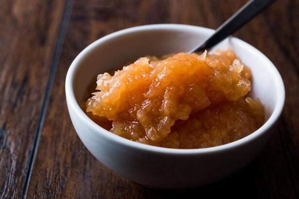 AYVA TARIN PRES NASIL HAZIRLANIR?    1 ayvay rendeleyin. Daha sonra 2 kak tarnla kartrn. Bu karm her sabah yemeklerden nce tketin.