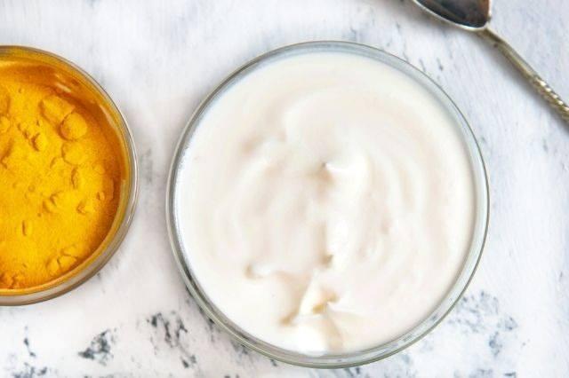 ZENCEFL YOURT KLS    Adeta bir ya yakc karm olarak bilinen yourt ve zerdeal bir arada tketin. nk bu karm inanlmaz bir ekilde itahnz bastryor.