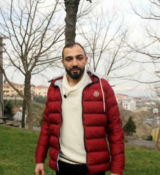 &#8203;Karaaslan, "ocukken yaptm bir hatayd, bir daha asla yapmam. u an ayn olay bama gelecek olsa konuarak sorunu zmeye alrm" ifadelerini kullanmt.