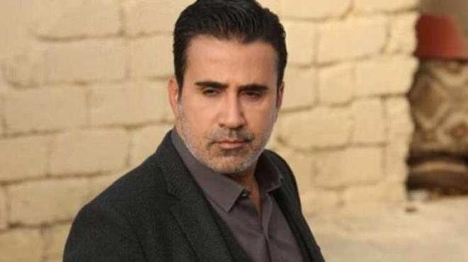 arkc Emrah doduklarndan beri grntlenmemesi iin byk bir aba sarf ettii ocuklar yllar sonra ortaya kt. Emrah, gzlerden uzak bytt olu Elyesa ve kz Eleysa'y sosyal medya hesabndan paylat. Olu Tayfun'u yllarca reddeden arkc Emrah'n bu paylam tepki toplad.