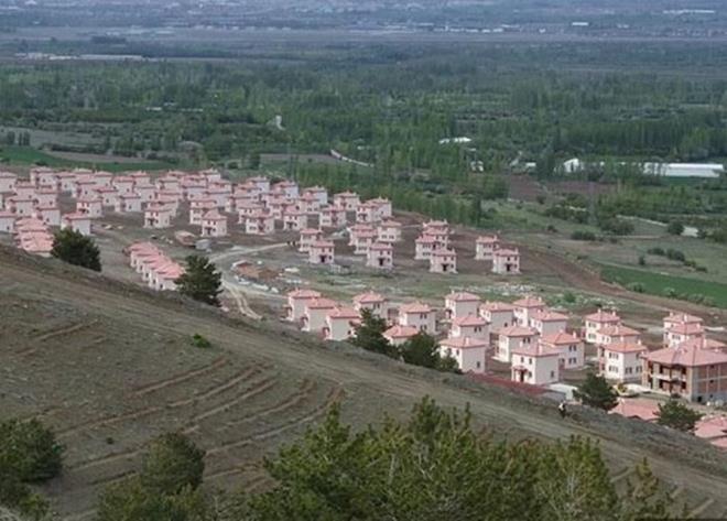 TOK BAVURU CRET NE ZAMAN ADE EDLECEK?    TOK bavuru creti, IBAN araclyla denebilecek. Dier taraftan demeler, ATM araclyla da gerekletirilebilecek.    Yatrlan 500 TL'lik cret, kura srecinin tamamlanmas sonrasnda eer kiiye kura isabet etmemise belirtilen IBAN adresine geri iade edilecek.