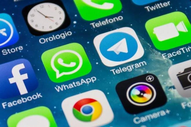 WABetaInfo'nun haberine gre; WhatsApp ekran grnts almn sonlandracak zellii test etmeye balad.