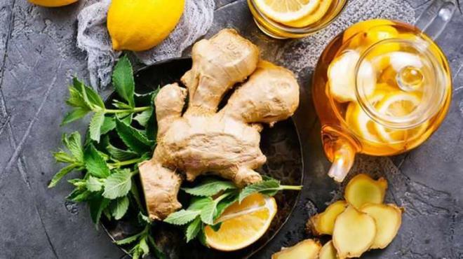 3- ZENCEFL AYI    K mevsiminde gribal enfeksiyonlara kar da kullanlan zencefil ay ya yakmnda en etkili aylardan biri olarak bilinmektedir. Sindirimi hzlandrd gibi mideyi de sakinletirme etkisi de bulunmaktadr. Zencefil ay dzenli olarak tketildiinde 1 ayda gzle grlr kilo kayb gereklemektedir.