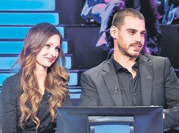 �NL� �S�MLER YARI�ACAK    Yaln�z Kurt dizisinin sevilen oyuncular� Jessica May ve Hasan Denizyaran