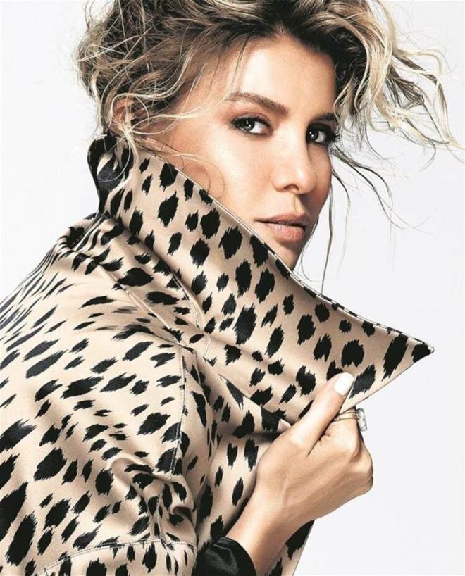 Ergen,"Anneme verdiim sz tuttum. Bana, aileme, mesleime, sevdiim, nemsediim her eye ve herkese glmseyen hayat mucizelerle yayorum" dedi.