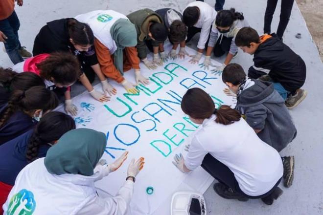 Bafa ky okulundaki ocuklar, artk daha scak ve gvenli ortamda eitim ve retimlerini srdrecek.