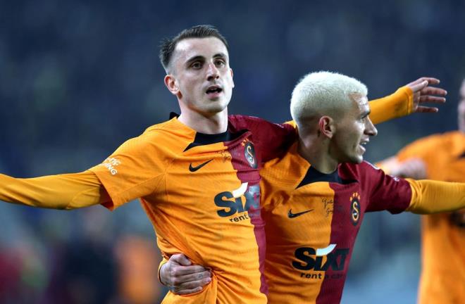 KEREM'N ALTINCI GOL    Derbi mata Galatasaray'n ikinci goln kaydeden Kerem Aktrkolu, ligde bu sezon altnc goln kaydetti.    Milli futbolcu, daha nce Kasmpaa manda 2, Medipol Baakehir msabakasnda ise 3 kez alar havalandrmt.    Kerem Aktrkolu, Fenerbahe ile geen sezonun ilk yarsnda Nef Stad'nda oynanan msabakada da bir gol atmt.